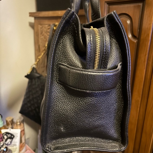 Marc Jacobs Black Leather Tote - Picture 4 of 16